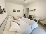 Трёхместный вид на море номер