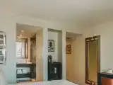 Номер с балконом и с частичным видом на океан