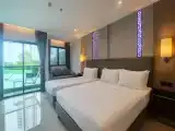 Трёхместный номер Deluxe с балконом