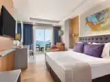Номер Deluxe с видом на море