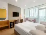 Двухместный номер Extra Bed с видом на улицу
