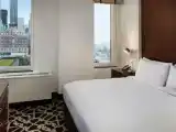 Двухместный номер  MOBILITY ROLL IN SHOWER