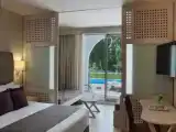 Номер с раздвижными дверями Семейный с видом на внутреннюю территорию