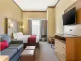 Двухместный люкс с кухней для людей с нарушением слуха c 1 комнатой
