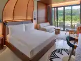 Двухместный номер Deluxe с видом на бассейн