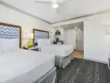 Двухместный номер Traditional First Floor Walk Out рядом с пляжем