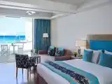 Люкс with Private Heated Pool Spa с 2 комнатами seafront
