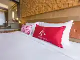 Двухместный Aurico Over the Pool Deluxe с балконом