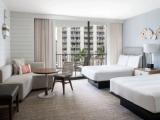 Четырёхместный номер Waikiki с балконом и с видом на город