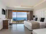 Двухместный номер Superior Deluxe с видом на море