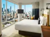 Двухместный номер Premium с видом на Башню свободы