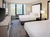 Четырёхместный номер High Floor Chicago с видом на город