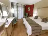 Двухместный номер Стандарт с видом на окрестности