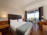 Двухместный номер Superior с балконом и with Premium sea view