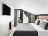 Четырёхместный семейный номер Attic