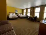 Четырёхместный номер With Sleeper Sofa