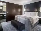 Двухместный люкс Home c 1 комнатой с балконом и с видом на сад
