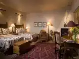 Четырёхместный номер Hacienda Fireplace