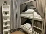 Кровать в общем номере (мужской номер)