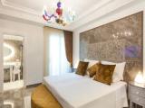 Suite Versace
