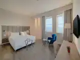 Трёхместный номер Family с видом на город