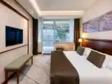Трёхместный номер Стандарт with view to the gabion wall