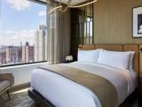 Двухместный люкс High floor Madison c 1 комнатой