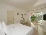 Люкс с видом на парк и бассейн Дуплекс