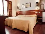 Двухместный номер Стандарт с красивым видом из окна