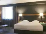 Двухместный номер Moxy Family Sleeper