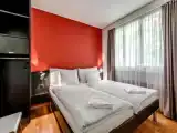Трёхместный номер с балконом