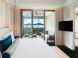 Двухместный люкс St. Regis с частичным видом на море