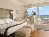 Двухместный полулюкс Deluxe Top Floor Terrace с видом на море