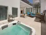 Двухместный номер Beyond ME+ with Terrace and Jacuzzi