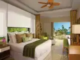 Двухместный Полулюкс Preferred Club с частичным видом на океан