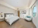 Двухместный номер Superior с частичным видом на море