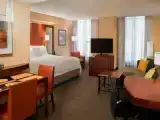 Двухместная студия Larger