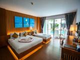 Трёхместный номер Deluxe Pool Access