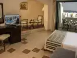 Двухместный номер Family с видом на бассейн