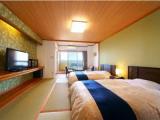 Номер Japanese-Western-Style with Semi-Open-Air Bath