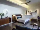 Двухместный люкс с видом на бассейн