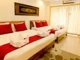 Четырёхместный номер семейный Deluxe с балконом