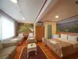 Четырёхместный люкс с видом на море
