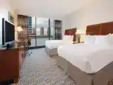 Четырёхместный номер Premium Floor с балконом и с видом на город