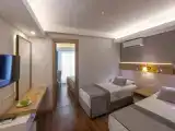 Четырёхместный номер Club Building семейный Стандарт