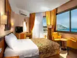 Номер Corner