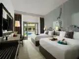 Четырёхместный номер Rock Royalty Pool Access