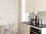 Студия fully furnished Compact с красивым видом из окна