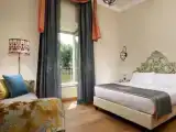 Двухместный люкс вид на реку Арно
