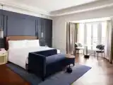 Двухместный номер Via Veneto View Premium с балконом